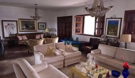 Vende-se no Edif Vila Rica