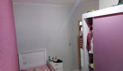 VENDE-SE EXCELENTE CASA NO RESIDENCIAL ESTADOS UNIDOS