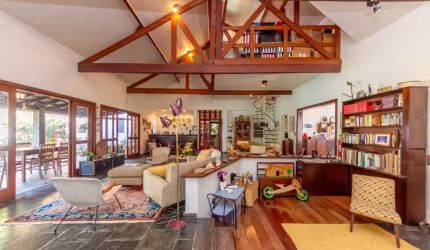 Casa no condomínio Chacara Dos Lagos para venda com 4 quartos, sendo 3 suítes, 535m²