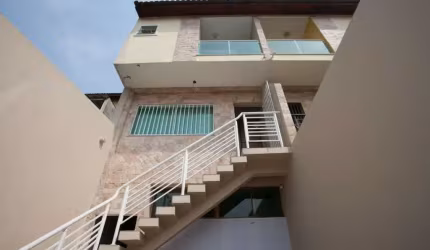 Sobrado para venda com 3 quartos, sendo 3 suítes, 127m²