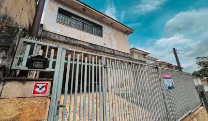 Casa de vila para venda com 3 quartos, 18,147m²