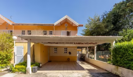 Casa no condomínio Residencial Villaggio Di Lucca para venda com 3 quartos, sendo 1 suíte, 210m²