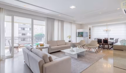 Apartamento tipo para venda com 4 quartos, sendo 4 suítes, 356m²