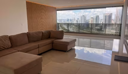 Apartamento tipo para venda com 3 quartos, sendo 3 suítes, 252m²