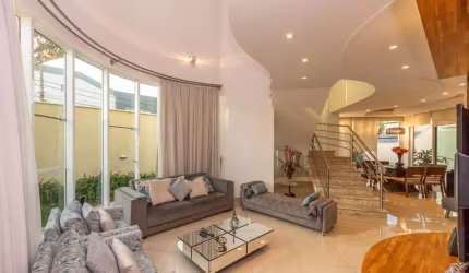 Sobrado para venda com 3 quartos, sendo 3 suítes, 360m²