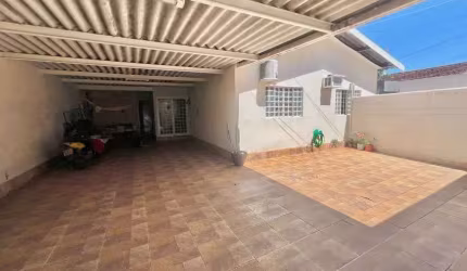 Imóvel para venda possui 400 metros quadrados com 3 quartos em Setor Sudoeste - Goiânia - GO