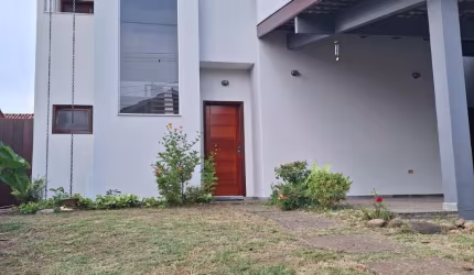 Casa impecável no Urbanova – 3 dormitórios, escritório e área de lazer incrível