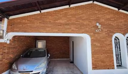 Casa com 3 dormitórios para alugar por R$ 3.047,00/mês - Jardim Carlos Lourenço - Campinas/SP