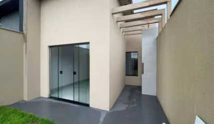 Casa à venda com espaço amplo, 2 quartos e 2 banheiros em Rio Verde -GO
