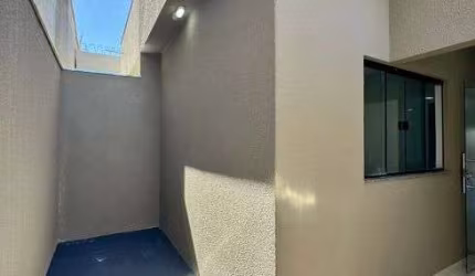 Casa aconchegante, com cômodos planejados, 3 quartos e garagem ampla à venda em Rio Verde - GO