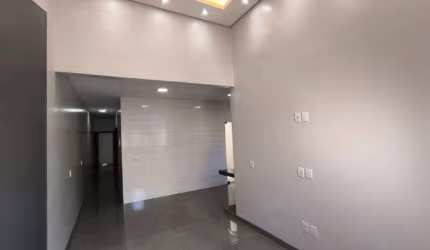 Casa à venda com acabamento impecável, espaço amplo e 3 quartos em Rio Verde - GO
