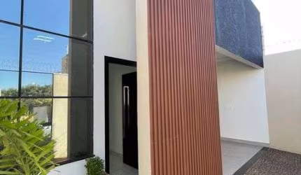 Casa à venda com churrasqueira, 3 quartos sendo 1 suíte em Rio Verde - GO