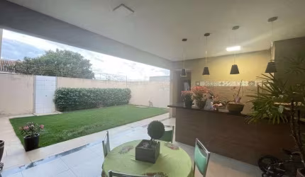 Casa à venda com 3 suítes sendo 2 com closet em Parque laranjeiras Rio Verde - GO