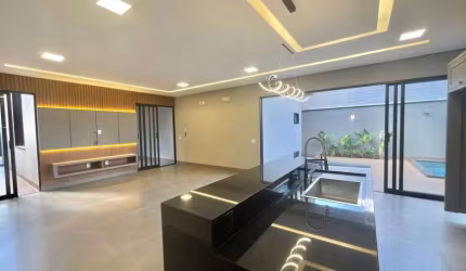 Casa à venda com espaço extremamente amplo, 3 suítes, churrasqueira, piscina e armários em Rio Verde