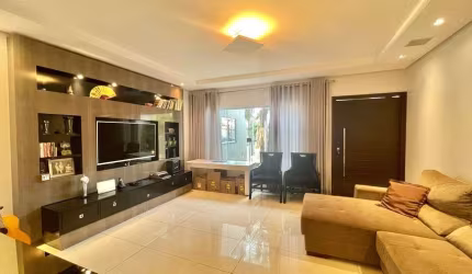 Casa para venda com 3 suítes lote 402 m2 com ponto comercial em Rio verde Go