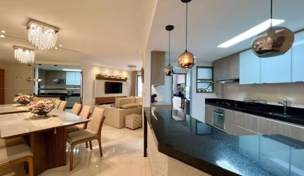 Apartamento à Venda com 2 quartos, 96m²