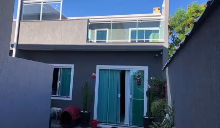 Excelente duplex em um dos bairros mais valorizados de Rio das Ostras.