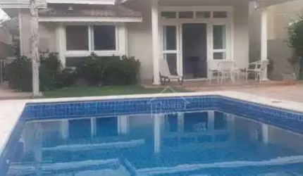 Casa com 4 quartos à venda em Louveira/SP