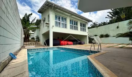 Casa  à venda no Condomínio Estância Marambaia - Vinhedo/SP