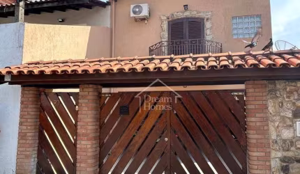Casa  à venda no bairro Capela com 3 quartos - Vinhedo/SP