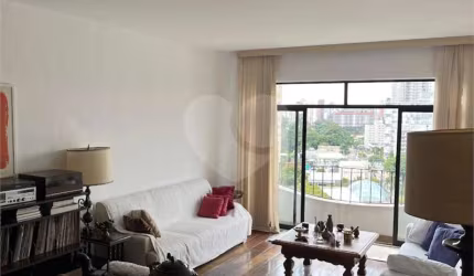 Apartamento com 3 quartos à venda em Granja Julieta - SP