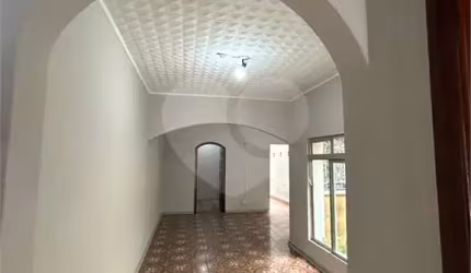 Casa com 3 quartos à venda ou para locação em Saúde - SP