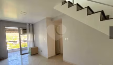 Cobertura com 3 quartos à venda em Anil - RJ