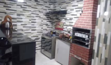 Vendo sobrado lindo, com 3 quartos, na 113, Samambaia sul