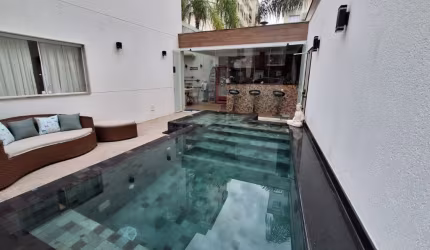 Casa em condomínio na Freguesia