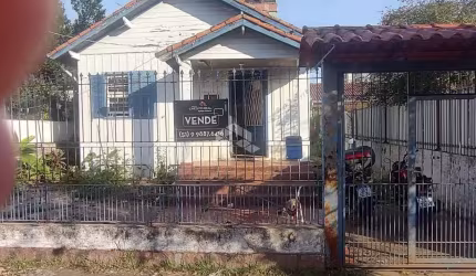 Casa com 2 quartos à venda na Rua Caetés, 278, Centro, Canoas por R$ 400.000