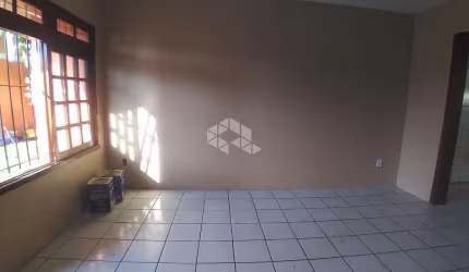 Casa em condomínio fechado com 2 quartos à venda na Rua Itália, 412, Niterói, Canoas por R$ 240.000