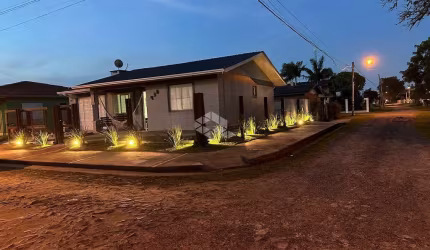 Casa com 2 quartos à venda na Tapajós, 436, Arroio Teixeira, Capão da Canoa por R$ 330.000