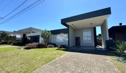 Casa em condomínio fechado com 4 quartos à venda na Avenida Diamante, 1173, Rainha do Mar, Xangri-Lá por R$ 1.950.000