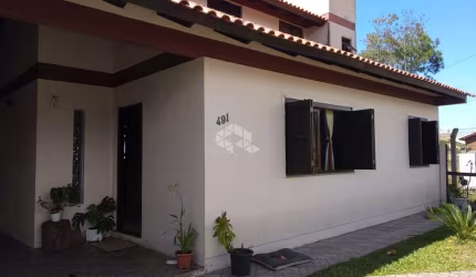 Casa com 4 quartos à venda na Da Tulipa, 491, Capão Novo, Capão da Canoa por R$ 650.000