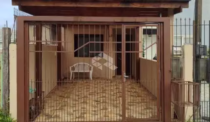 Casa com 2 quartos à venda na Rua Waldemar Silva de Souza, 42, São José, Canoas por R$ 299.000