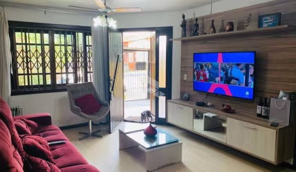 Casa com 3 quartos à venda na Rua Conde de Porto Alegre, 356, Nossa Senhora das Graças, Canoas por R$ 675.000