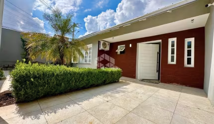 Casa com 3 quartos à venda na Rua Nazaré, 747, Nossa Senhora das Graças, Canoas por R$ 1.100.000