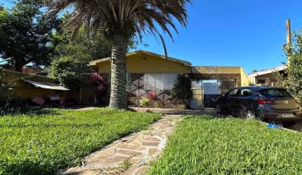 Casa com 3 quartos à venda na Avenida do Nazario, 181, Olaria, Canoas por R$ 485.000