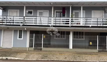 Prédio à venda na Irmã Maria Hiltgardis, 300, Olaria, Canoas por R$ 800.000