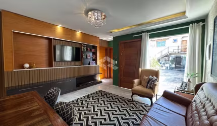 Casa com 6 quartos à venda na Rua Cristóvão Colombo, 565, Niterói, Canoas por R$ 1.150.000