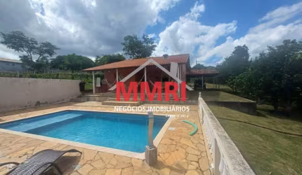 Chácara com piscina à venda em Araçoiaba da Serra-SP, bairro San Conrado:1.000m²