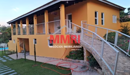 Chácara com piscina à venda no Jardim Salete! ACEITA PERMUTA