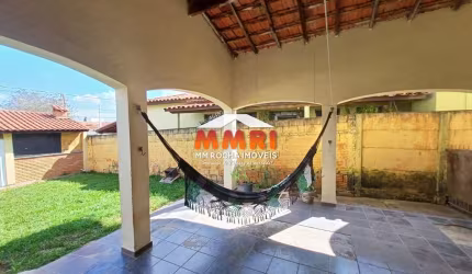 CASA COM 2 DORMITÓRIOS PARA VENDA NO CENTRO DE ARAÇOIABA DA SERRA/SP