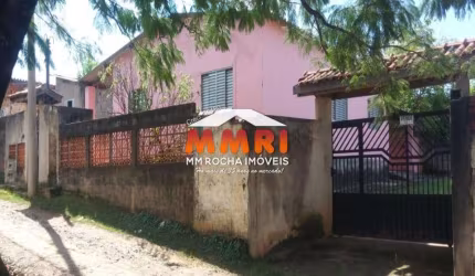 Casa com 3 dormitórios à Venda em Araçoiabinha - Araçoiaba da Serra/SP