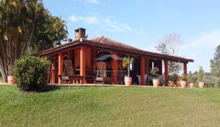 Sítio com 3 dorms, Jundiacanga, Araçoiaba da Serra - R$ 1.5 mi, Cod: 3698