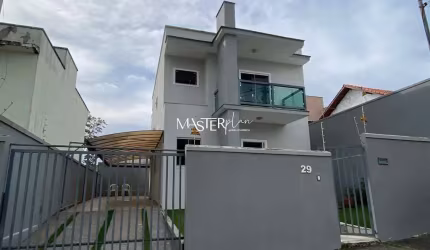 Casa com 3 quartos à venda na Rua Antonio Lourenço, 29, Parque Ipiranga, Resende por R$ 550.000