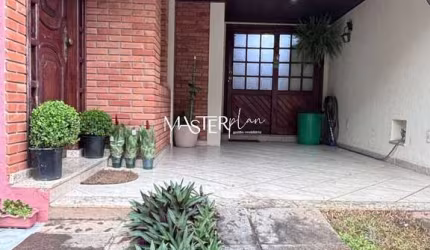 Casa com 4 quartos à venda na General Pratti de Aguiar, 547, Jardim Brasília, Resende por R$ 650.000