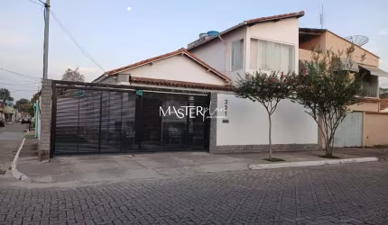 Casa com 4 quartos à venda na Fluminense, 331, Vila Julieta, Resende por R$ 500.000