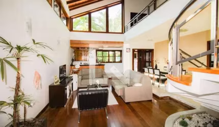 Casa à Venda - Interlagos, 4 Quartos,  350 m2