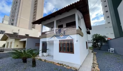Casa para alugar no bairro Santa Rita - Brusque/SC